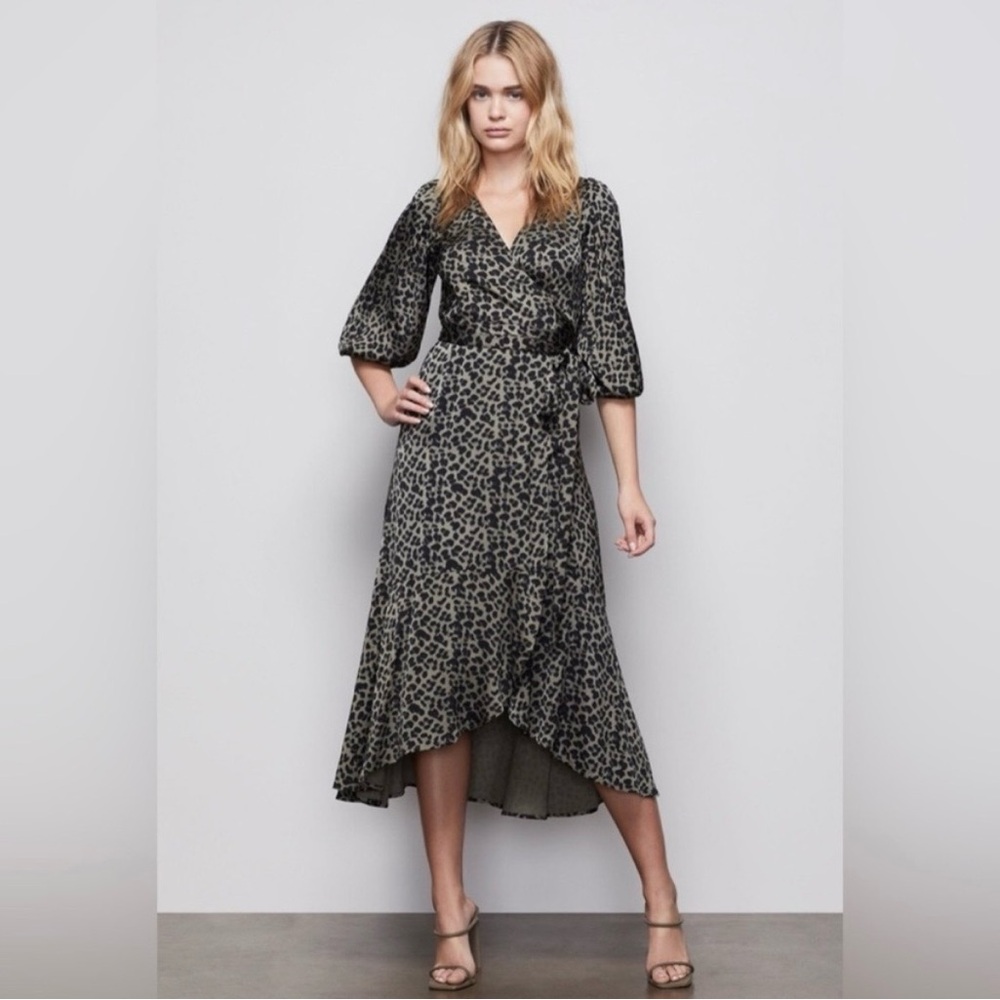Good American sage green leopard wrap maxi dress size 1 (US 6)